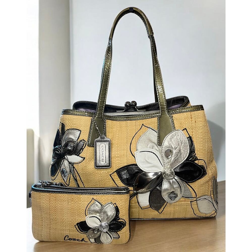 Y2K Coach 13531 Hamptons Archive 10th Anniversary Straw Floral Bag & Wristlet - Picture 1 of 14